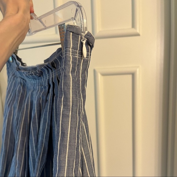 Madewell Women’s Blue Pinstripe Pleated Cotton Skirt - Picture 3 of 6